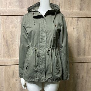 Ambiance Army green casual jacket, 3 pockets@ front hooded, cinch waist & bottom